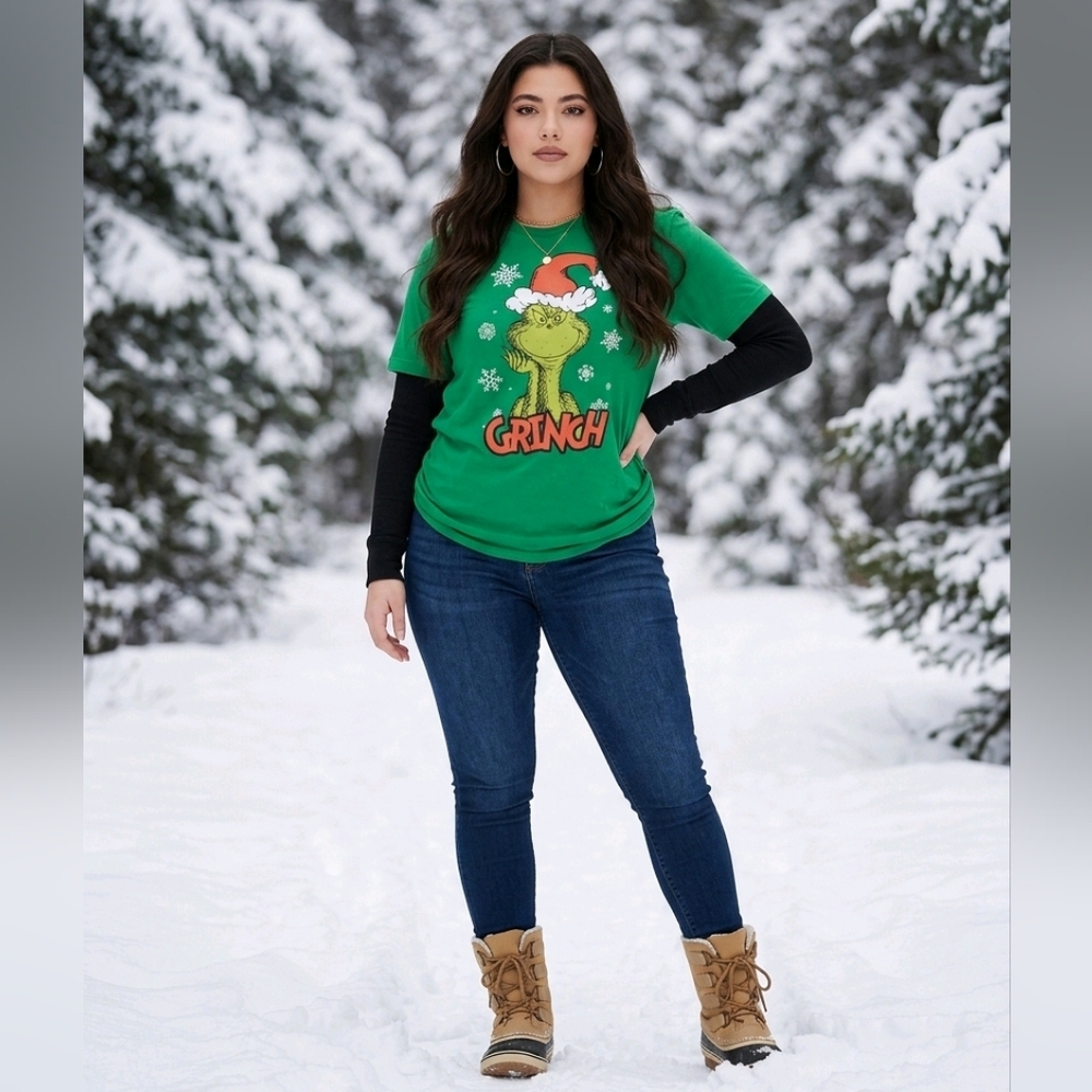 🆕️🎄GREEN  - THE GRINCH TEE- SHORT SLEEVE🎄